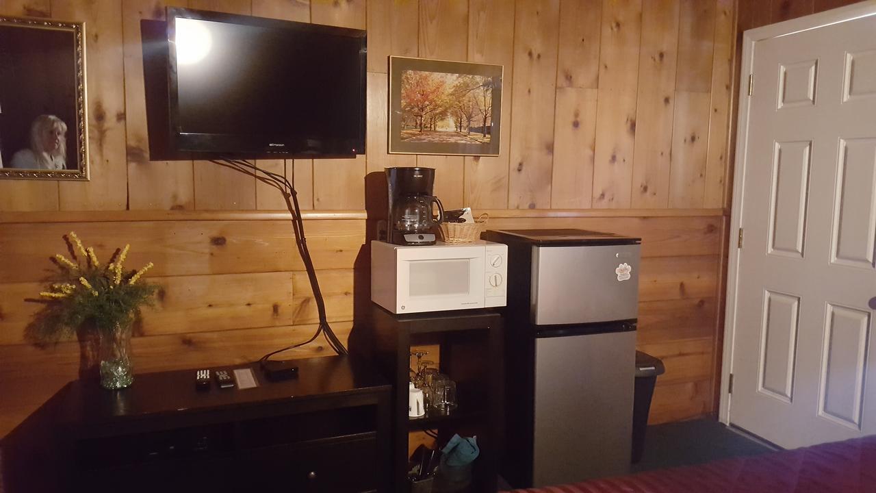 Bluebird Cottage Inn 爱德怀 外观 照片