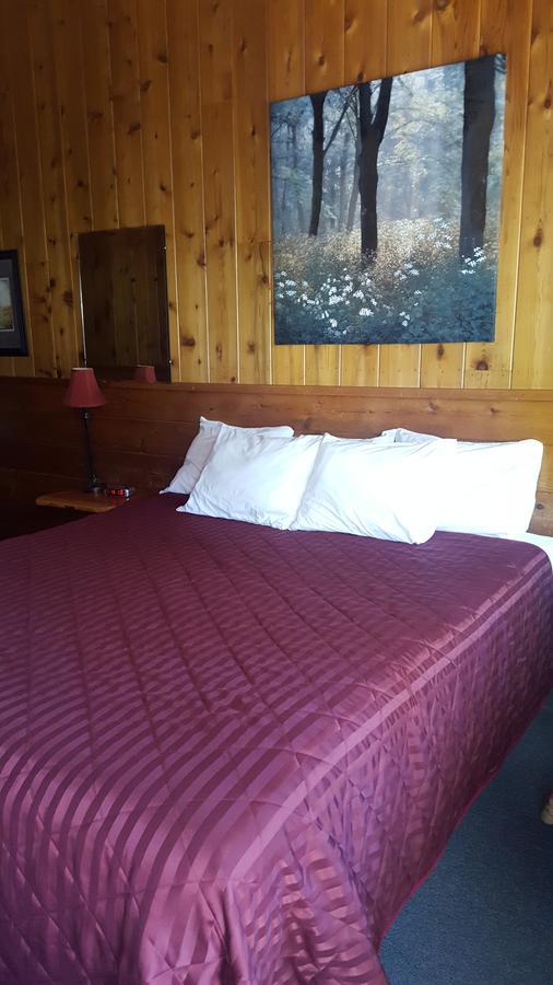 Bluebird Cottage Inn 爱德怀 外观 照片